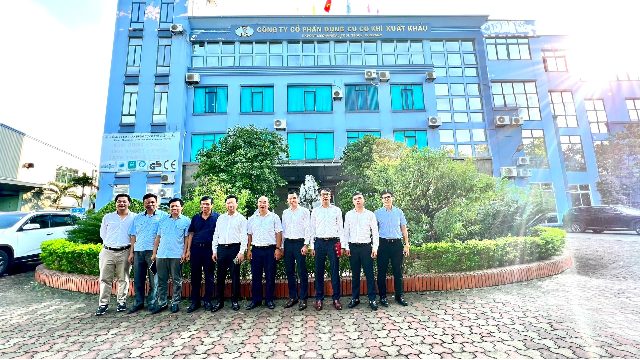 Chủ tịch HAMI đến thăm và làm việc tại Công ty cổ phần dụng cụ cơ khí xuất khẩu