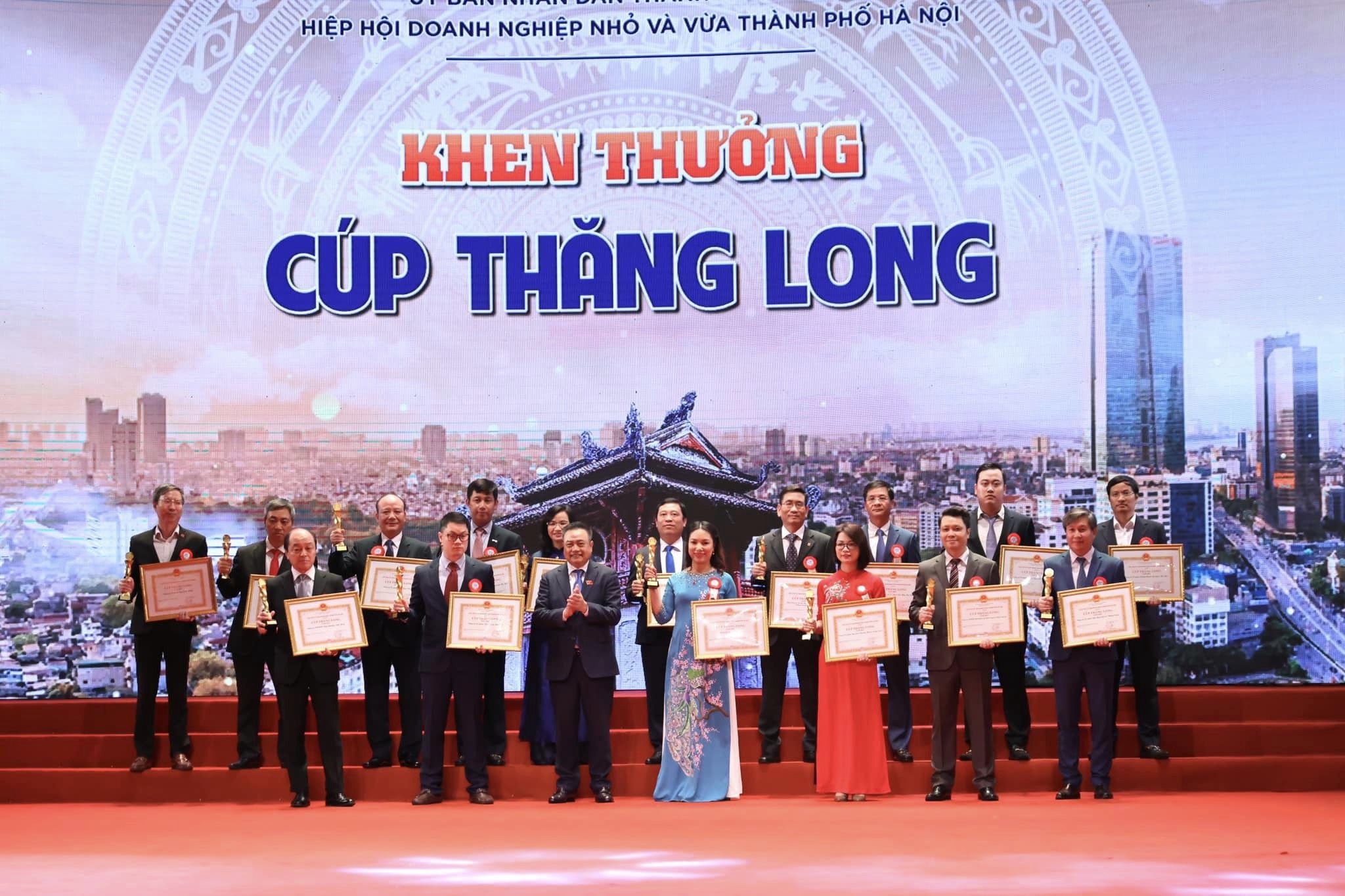 Doanh nghiệp công nghiệp chủ lực được tôn vinh doanh nhân, doanh nghiệp Thăng Long năm 2022