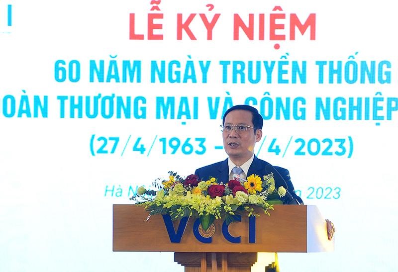 Chủ tịch Hội HAMI tham dự Lễ kỷ niệm 60 năm Ngày truyền thống VCCI