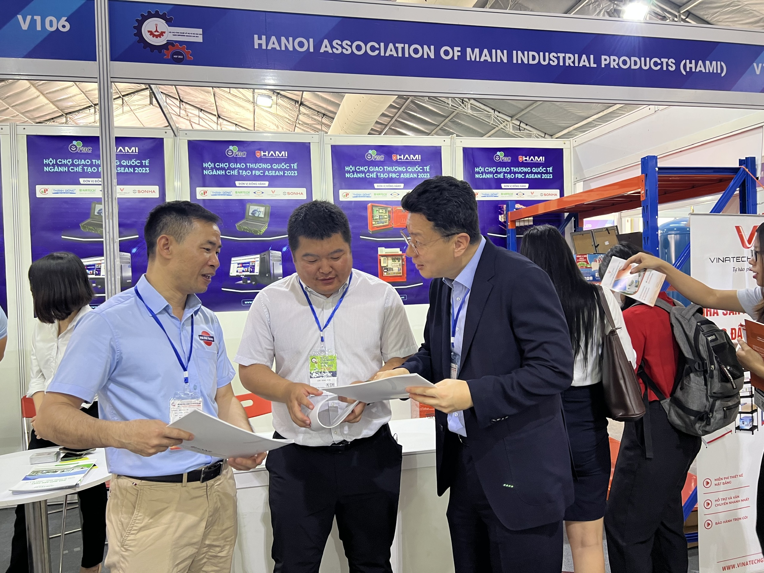 Doanh nghiệp chủ lực tích cực giao thương tại Hội chợ Công nghiệp hỗ trợ Hà Nội