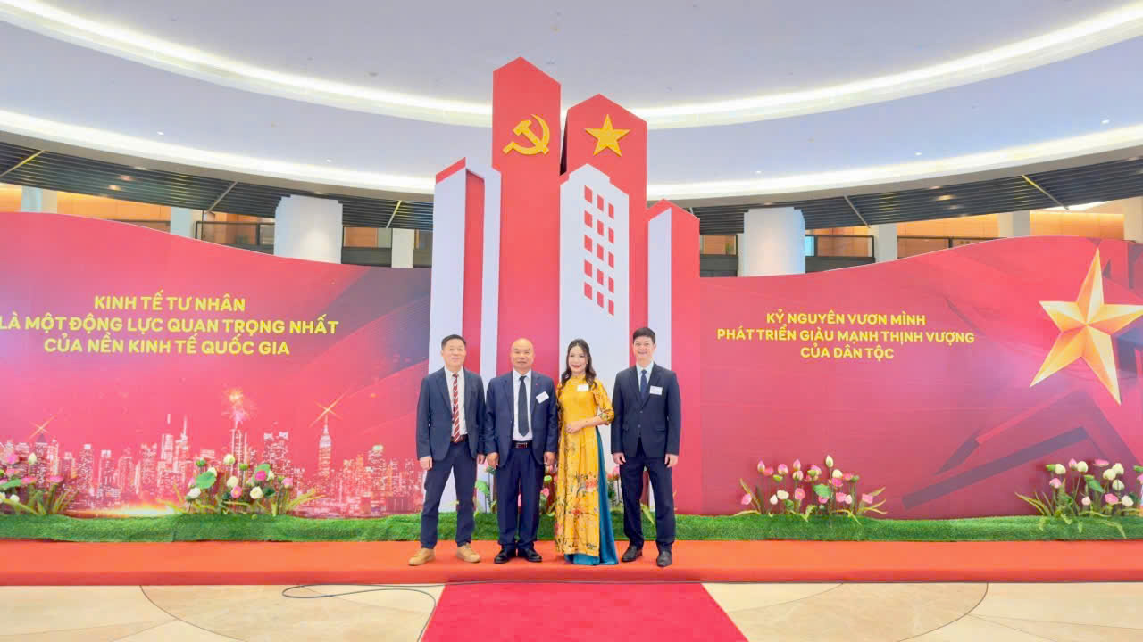Lãnh đạo HAMI tham dự Hội nghị toàn quốc quán triệt Nghị quyết 68 về kinh tế tư nhân