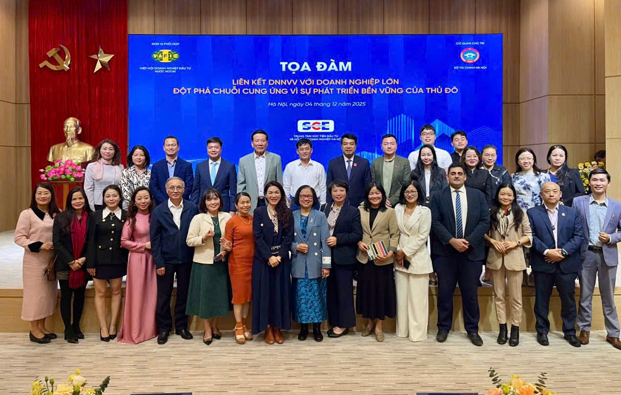 Phó Chủ tịch HAMI chia sẻ kinh nghiệm liên kết nguồn lực tại Tọa đàm “Liên kết SME với doanh nghiệp lớn – Đột phá chuỗi cung ứng vì sự phát triển bền vững của Thủ đô”